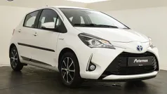 Gebruikt 2017 Toyota Yaris Hybrid Design Hatchback | € 16.399 (Eerlijke prijs)