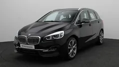 Zwart Gebruikt 2019 BMW 218 Executive Stationwagen | € 20.900 (Eerlijke prijs)