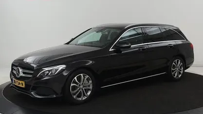 Zwart Occasion 2015 Mercedes C350 Avantgarde Stationwagen | € 14.900 (Goede deal)