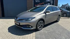 Grijs Gebruikt 2016 Toyota Auris Touring Sports Executive Stationwagen | € 14.950 (Eerlijke prijs)