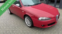 Rood Gebruikt 2009 Alfa Romeo 147 Business Hatchback | € 1.499 (Eerlijke prijs)