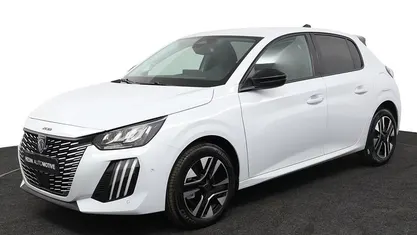 Wit (metallic) Nieuw 2025 Peugeot 208 Allure Hatchback | € 26.445 (Super prijs)