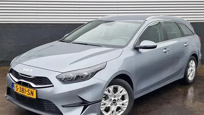 Occasion 2023 Kia Ceed Hatchback | € 22.399 (Goede deal)