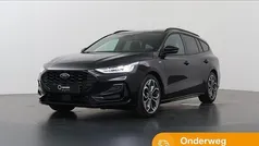 Zwart Nieuw 2025 Ford Focus ST-Line X Stationwagen | € 36.835 (Eerlijke prijs)