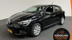 Gebruikt 2020 Renault Clio V Life Hatchback | € 10.240 (Eerlijke prijs)