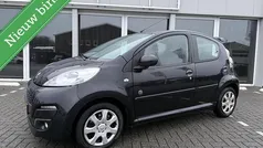 Zwart Gebruikt 2013 Peugeot 107 Sportium Hatchback | € 2.999 (Eerlijke prijs)