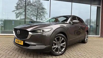 Grijs Occasion 2020 Mazda CX-30 Luxury SUV | € 22.990 (Eerlijke prijs)