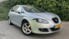 Grijs Gebruikt 2009 Seat Leon Hatchback | € 2.999 (Eerlijke prijs)
