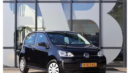 Gebruikt 2021 VW up! Hatchback | € 10.300 (Goede deal)