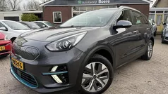 Gebruikt 2020 Kia e-Niro Play SUV | € 17.850 (Super prijs)