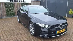 Zwart Gebruikt 2020 Mercedes A180 AMG Sedan | € 26.795 (Eerlijke prijs)