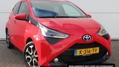 Rood Gebruikt 2021 Toyota Aygo Hatchback | € 11.950 (Eerlijke prijs)