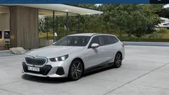 Grijs Nieuw 2025 BMW 530e M Sport Stationwagen | € 79.939 (Super prijs)