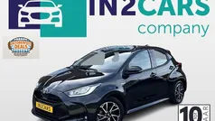 Zwart Gebruikt 2020 Toyota Yaris Hatchback | € 19.400 (Eerlijke prijs)