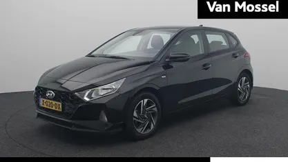 Zwart Occasion 2023 Hyundai i20 Comfort Hatchback | € 18.940 (Goede deal)