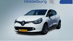 Hatchback Gebruikt 2015 Renault Clio IV Night&Day Hatchback | € 7.450 (Eerlijke prijs)
