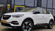 Wit Gebruikt 2018 Opel Grandland X Innovation SUV | € 16.950 (Eerlijke prijs)