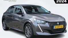 Grijs Gebruikt 2022 Peugeot 208 Active Hatchback | € 15.295 (Eerlijke prijs)