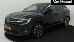 Zwart Gebruikt 2023 Renault Austral Techno SUV | € 34.935 (Goede deal)