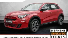 Rood Nieuw 2025 Fiat 600E Urban SUV | € 28.825 (Super prijs)