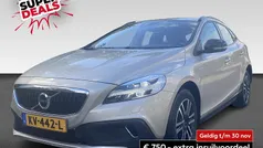 Gebruikt 2016 Volvo V40 CC Momentum Stationwagen | € 17.930 (Goede deal)