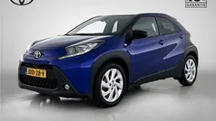 Blauw Gebruikt 2023 Toyota Aygo Pulse Hatchback | € 20.950 (Eerlijke prijs)