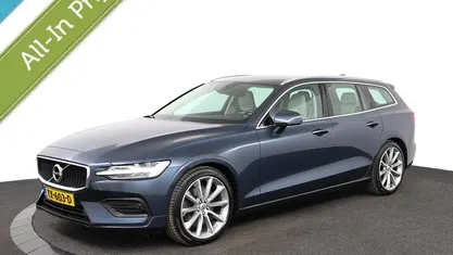 Blauw Occasion 2018 Volvo V60 Momentum Stationwagen | € 24.450 (Eerlijke prijs)