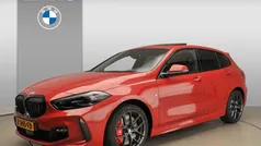 Rood Gebruikt 2024 BMW 118 M Sport Hatchback | € 37.900 (Eerlijke prijs)