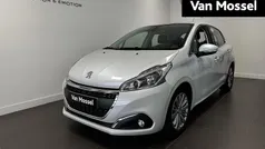 Wit Gebruikt 2019 Peugeot 208 Allure Hatchback | € 10.440 (Goede deal)