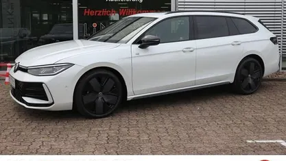 Occasion VW Passat R-line 150 PK (110 kW) 2024 Sedan
