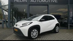 Wit Gebruikt 2024 Toyota Aygo Business Edition Hatchback | € 17.445 (Goede deal)