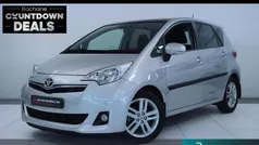 Grijs Gebruikt 2011 Toyota Verso-S MPV | € 10.235 (Goede deal)