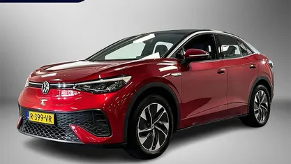 Rood Gebruikt 2022 VW ID.5 Pro SUV | € 29.995 (Eerlijke prijs)