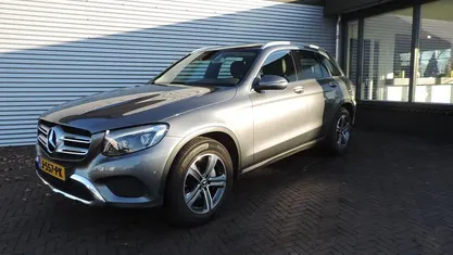 Grijs Gebruikt 2020 Mercedes GLC250 Premium Plus SUV | € 29.985 (Super prijs)