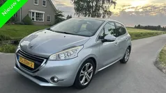 Grijs Gebruikt 2012 Peugeot 208 Allure Hatchback | € 5.499 (Eerlijke prijs)
