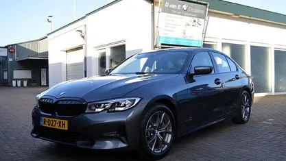 Occasion 2019 BMW 330 Executive Sedan | € 23.900 (Eerlijke prijs)