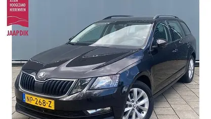 Zwart Occasion 2017 Skoda Octavia Ambition Stationwagen | € 6.444 (Eerlijke prijs)