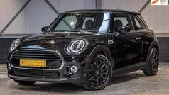 Zwart Gebruikt 2020 Mini ONE Salt Hatchback | € 19.950 (Eerlijke prijs)