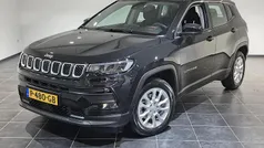 Zwart Gebruikt 2022 Jeep Compass Longitude SUV | € 24.740 (Eerlijke prijs)