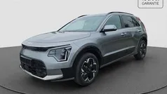 Licht grijs metallic Nieuw 2025 Kia e-Niro Air SUV | € 39.940 (Goede deal)