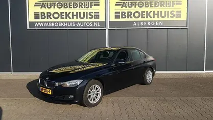 Zwart (metallic) Occasion 2012 BMW 320 Executive Sedan | € 5.850 (Super prijs)