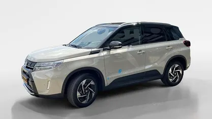 Occasion 2025 Suzuki Vitara Style SUV | € 36.370 (Eerlijke prijs)