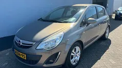 Bruin, metallic lak Gebruikt 2013 Opel Corsa Hatchback | € 5.950 (Eerlijke prijs)