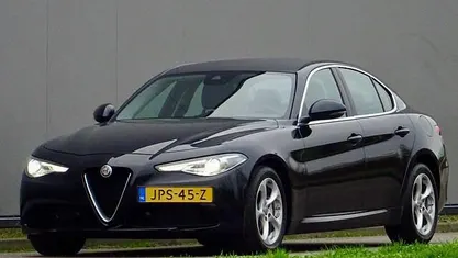 Occasion Alfa Romeo Giulia Super 200 PK (147 kW) 2018 Zwart Sedan