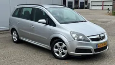 Grijs Gebruikt 2005 Opel Zafira Enjoy MPV | € 2.750 (Eerlijke prijs)