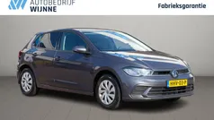 Grijs Gebruikt 2024 VW Polo Business Hatchback | € 21.430 (Eerlijke prijs)