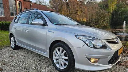 Grijs Gebruikt 2012 Hyundai i30 Stationwagen | € 3.999 (Eerlijke prijs)