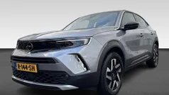 Grijs Gebruikt 2022 Opel Mokka Business Elegance SUV | € 18.940 (Eerlijke prijs)
