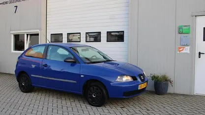 Blauw Gebruikt 2002 Seat Ibiza Sport Hatchback | € 750 (Super prijs)