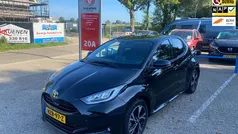 Zwart Nieuw 2025 Toyota Yaris Hybrid Hatchback | € 27.950 (Eerlijke prijs)